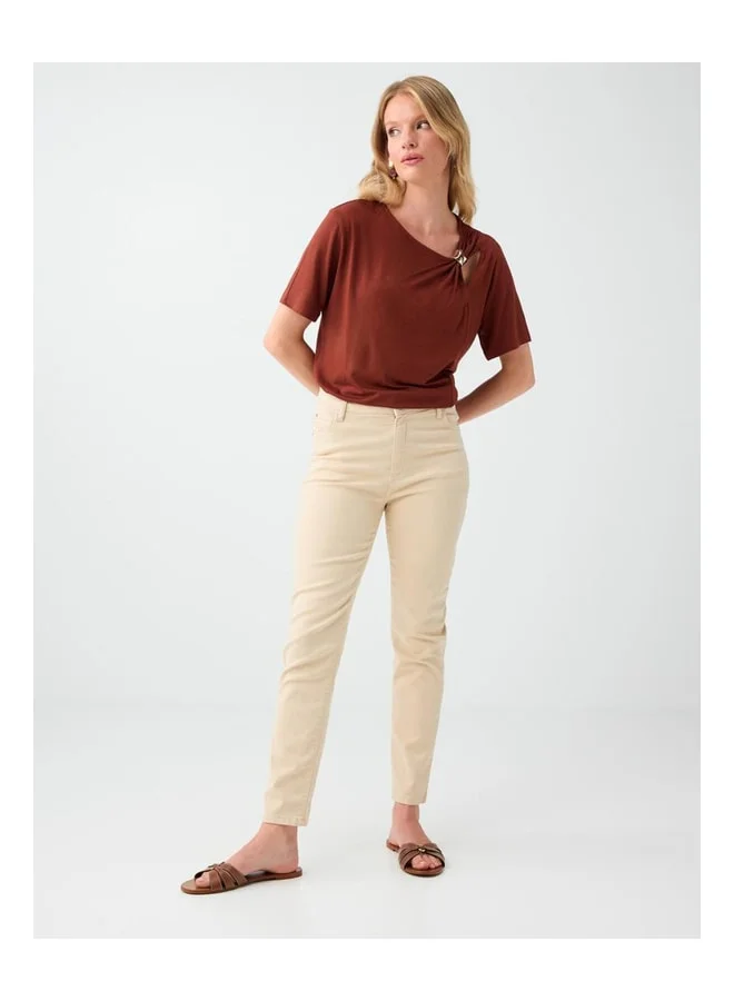 Jimmy Key Chalk Asymmetric Collar Blouse with Metal Details.