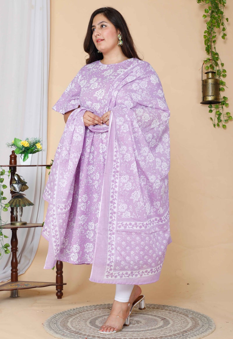 Miravan Womens Plus Size Floral Printed Bell Sleeves Anarkali Cotton Kurta With Dupatta - Image 3