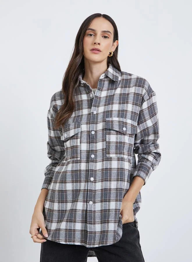 ستايلي بلوزة فضفاضة بطبعة مربعات