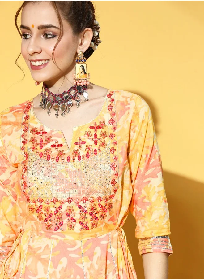 آي شين Aline Fit Self Design Pattern Round Neck Neck Three-Quarter Sleeves Yellow Colour Knitted Cotton Kurtas for Women with Semi Elastic Closure - A Timeless Addition to Your Collection