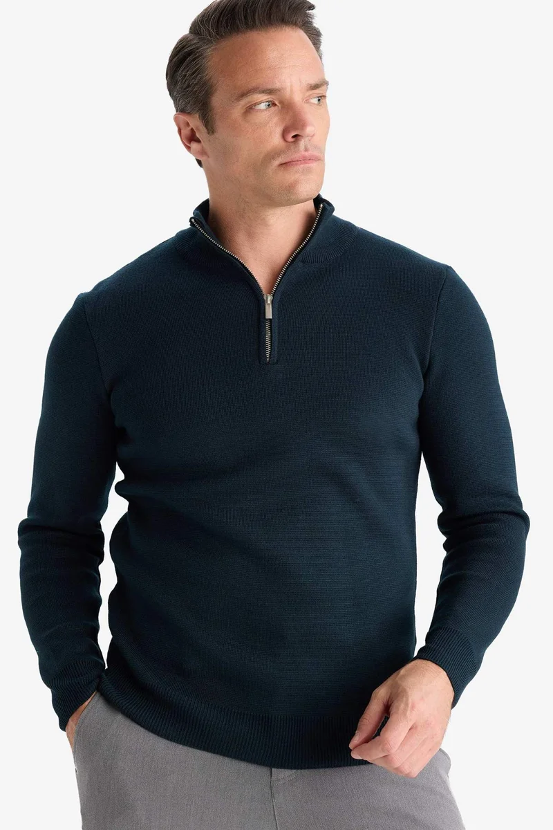 ديفاكتو Standard Fit Half Zippered Basic Knit Pullover