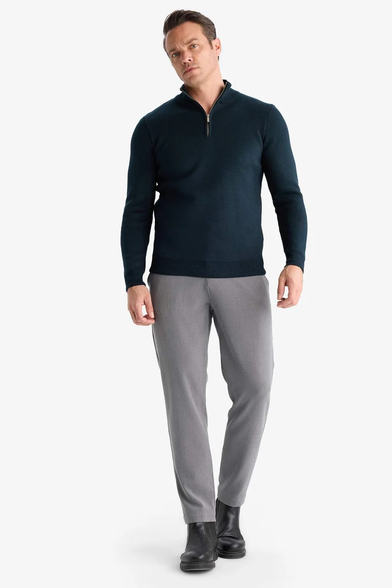 ديفاكتو Standard Fit Half Zippered Basic Knit Pullover