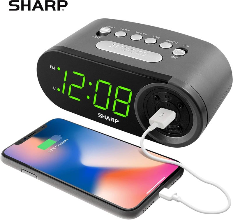 SHARP ساعة منبه رقمية سهلة القراءة مع منفذ شحن USB عالي السرعة 2 أمبير - اشحن هاتفك، جهازك اللوحي بشحن سريع! عملية بسيطة وسهلة الاستخدام، أسود - LEDs خضراء - Image 2