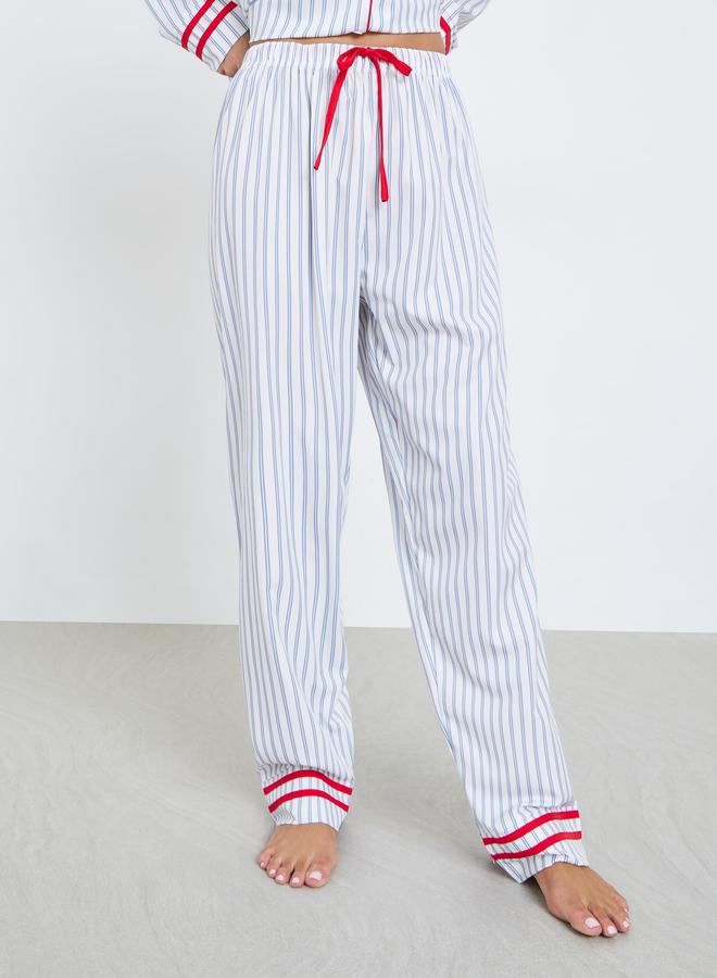 ستايلي طقم بيجاما من بنطال وبلوزة مخططة بتفاصيل مُتباينة - Image 4