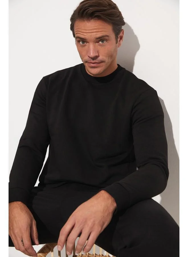 JUNE June Men Regular Fit Basic Crew Neck Sweatshirt Black