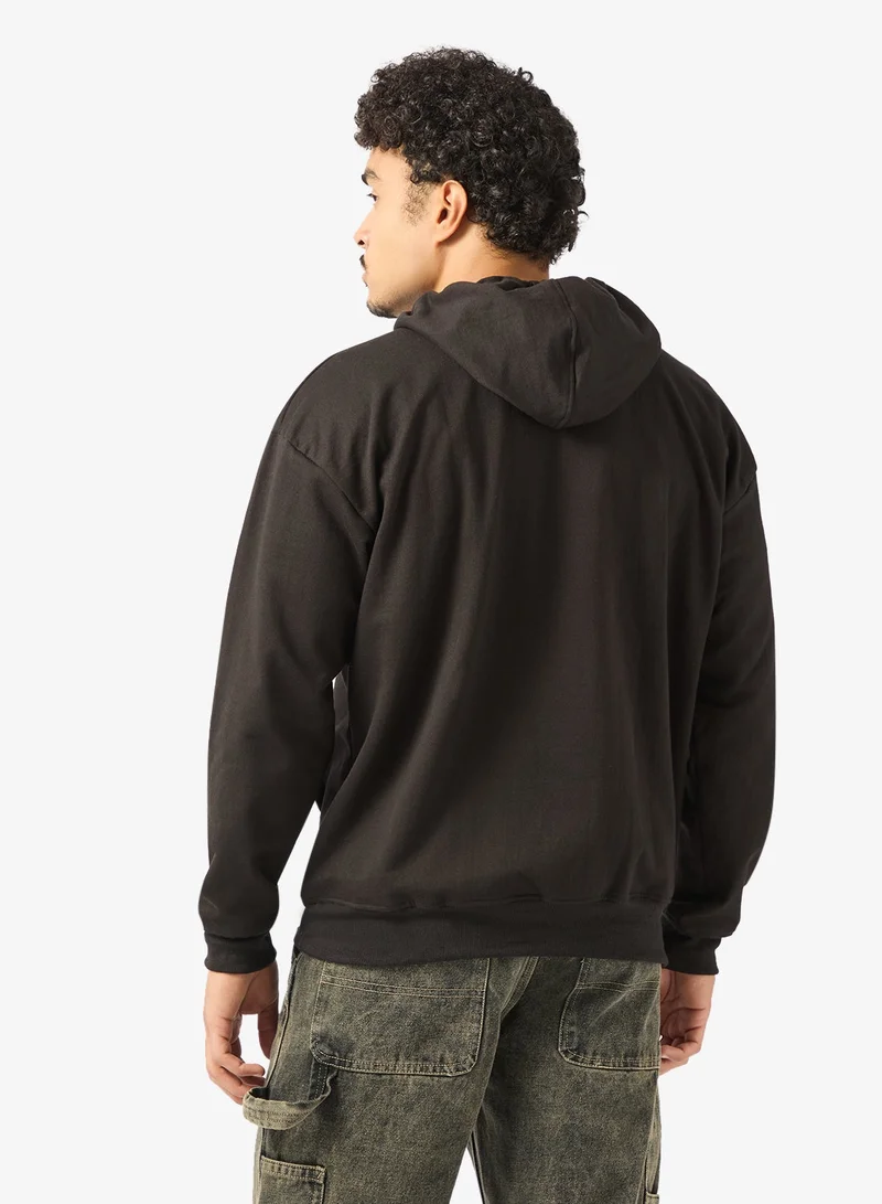 سفنتي فايف هودي بطبعة جرافيك