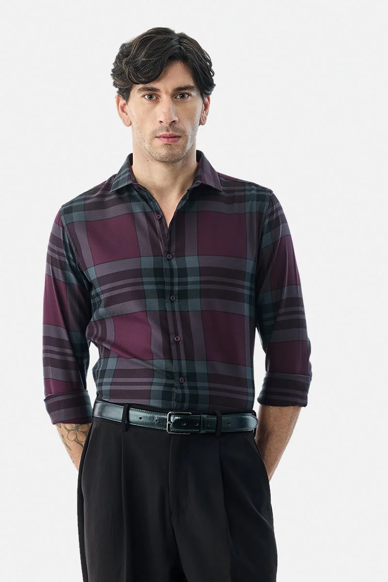 سنيتش قميص قطني فاخر بنقشة مربعات بقصة ضيقة