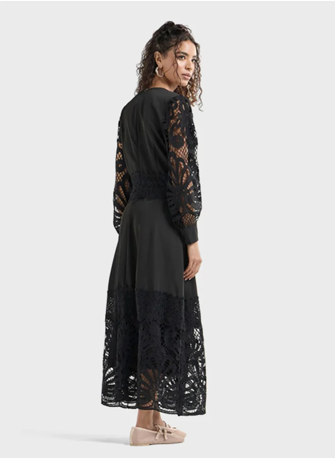 FAV Lace Detaled Crew Neck Dress