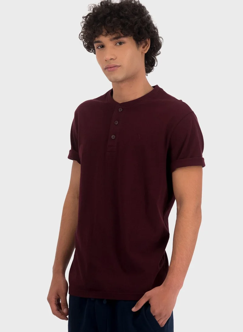 American Eagle Essential Henley T-shirt