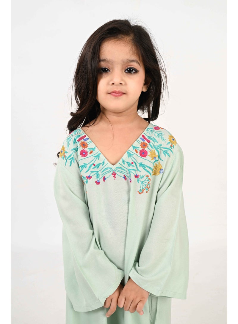 Linelle Kids Jalabiya – Pastel Grey Rayon Maxi with Full Loose Sleeves and Embroidery Detailing - Image 4