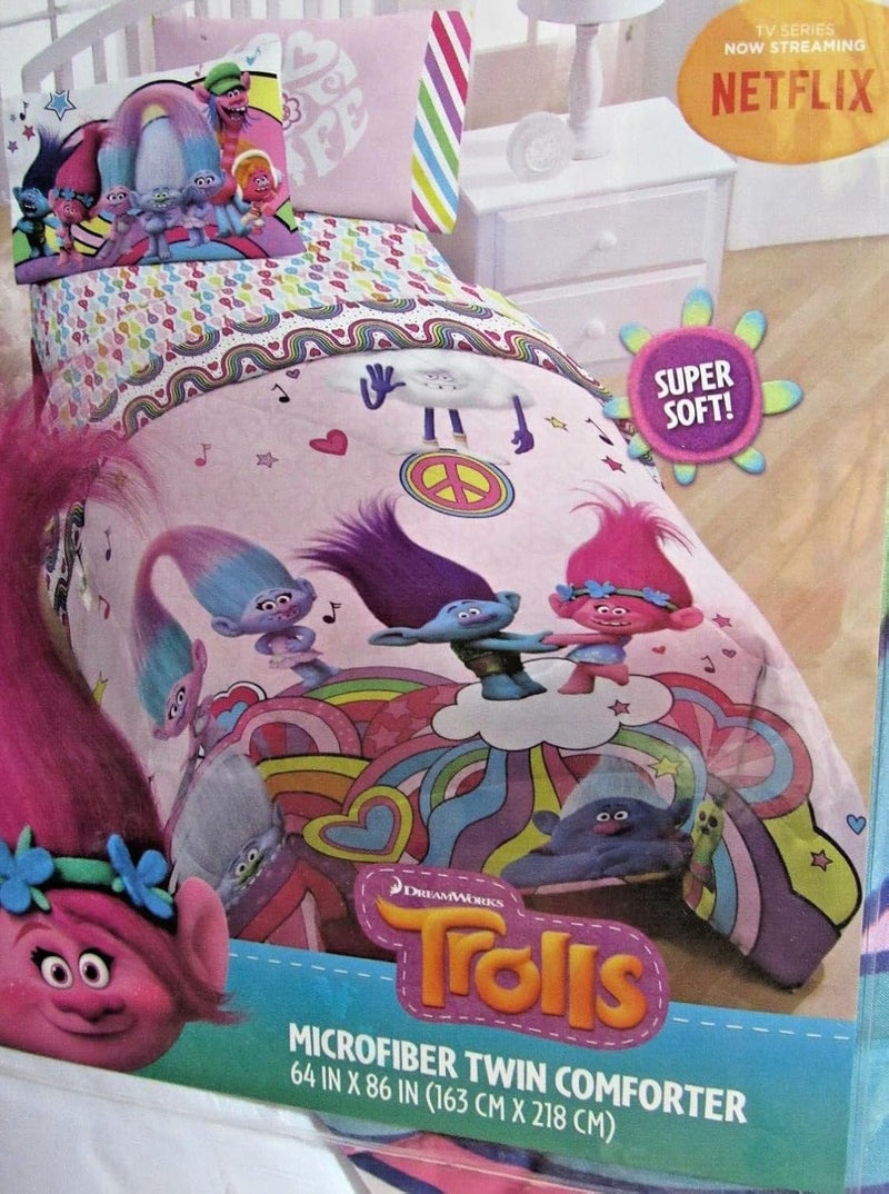 DreamWorks Trolls Peace and Rainbows Microfiber Comforter Twin