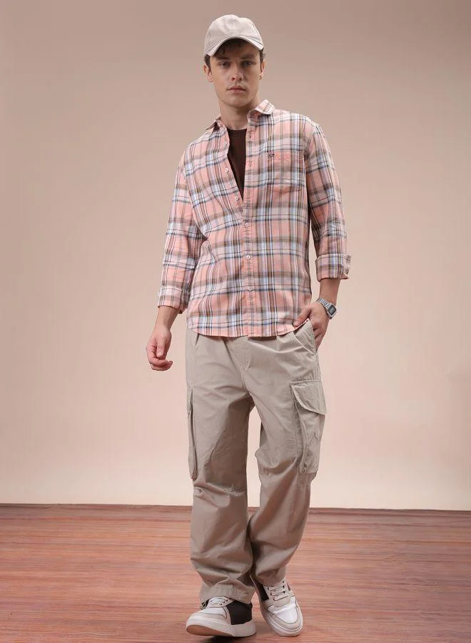 شركة المرآب الهندية Men Slim Fit Checkered Full Sleeves Cutaway Collar Casual Shirt