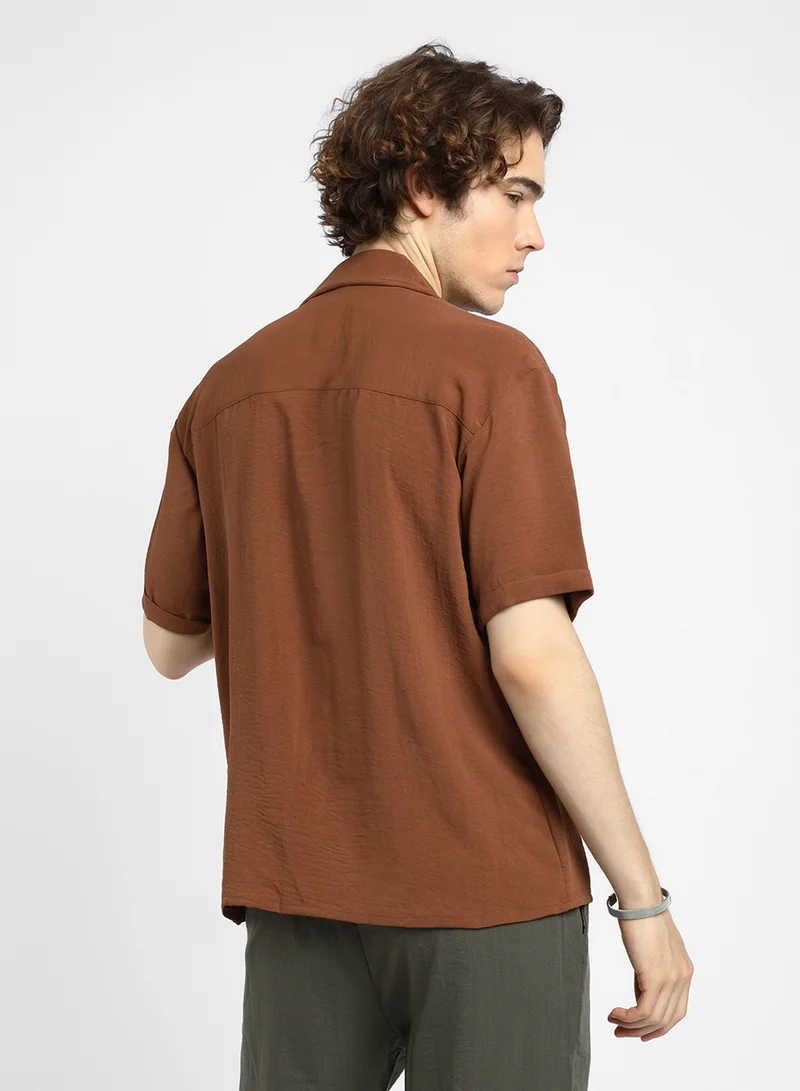 Campus Sutra Men's Sienna Brown Panel-Pleat Oversized Shirt