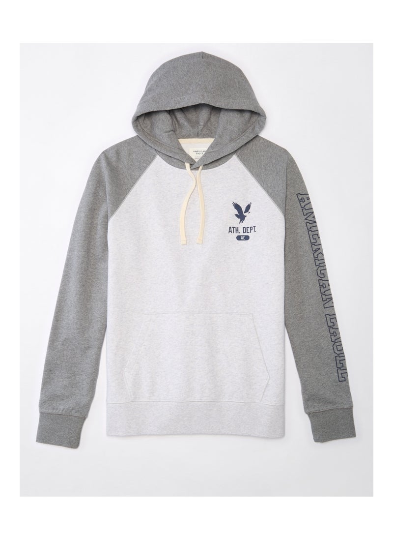 American Eagle - سترة بغطاء رأس راجلان برسومات فائقة النعومة من AE - Image 1