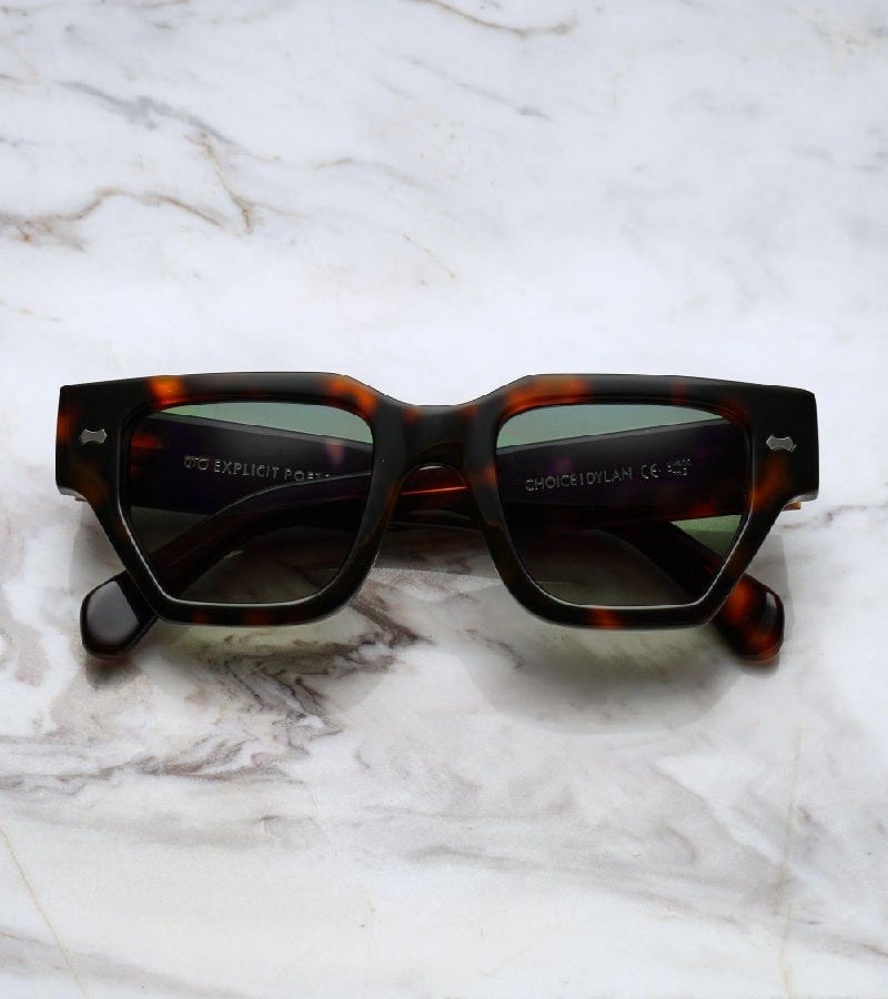  اكسبليست باوتس نظارات شمسية أنيقة للجنسين من ديلاين باللون الأخضر والسلحفاة - Image 2