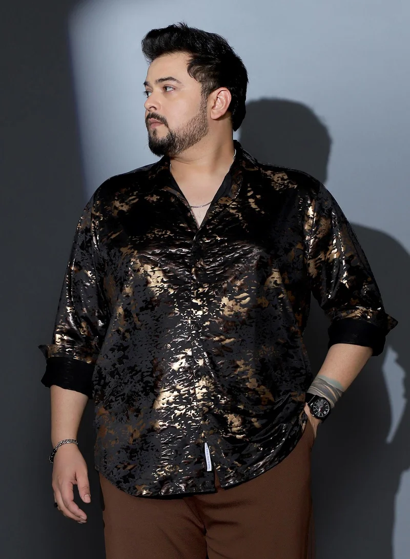 انستافاب بلس Instafab Plus Men Camou-Foil Imprint Shirt | Spread Collar , Long Cuffed Sleeves | Button Closure , Curved Hem | Abstract Print Plain Material | Woven Fabric For Party & Evening Wear | Onyx Black
