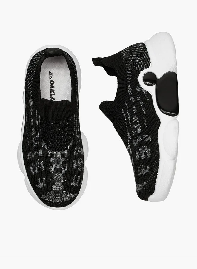 Oaklan by Shoexpress Textured Slip-On Sports Shoes