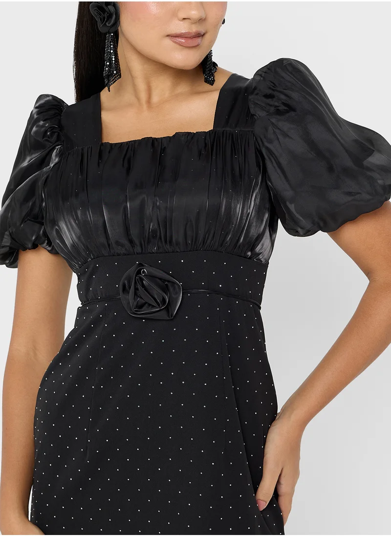 ايلا Rhinestoned Dress With Puffy Sleeves