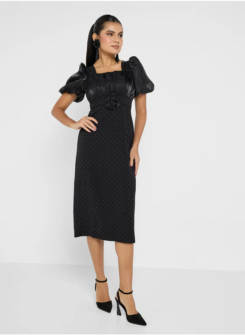 ايلا Rhinestoned Dress With Puffy Sleeves