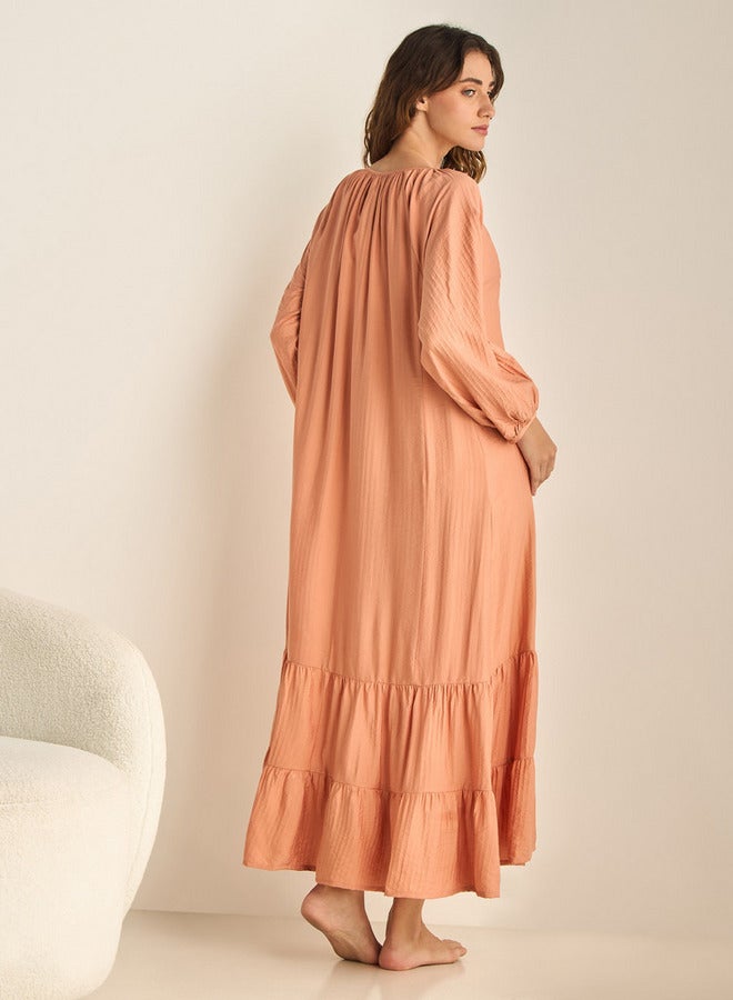 سبلاش فيڤ ثوب نوم مطرز بطبقات مع أربطة - Image 2