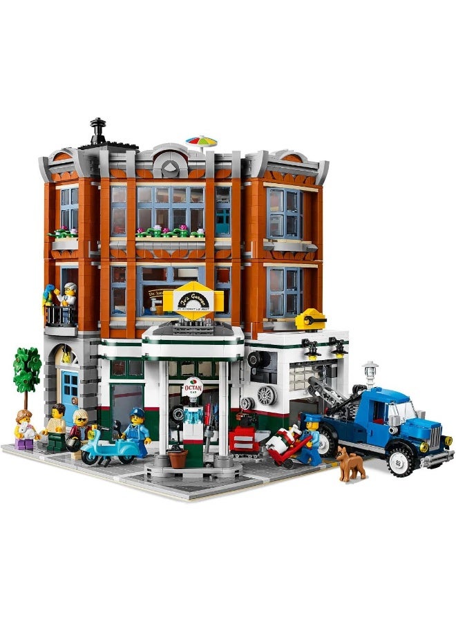 LEGO Creator Expert Corner Garage 10264 Building Kit (2569 Pieces) - Image 5