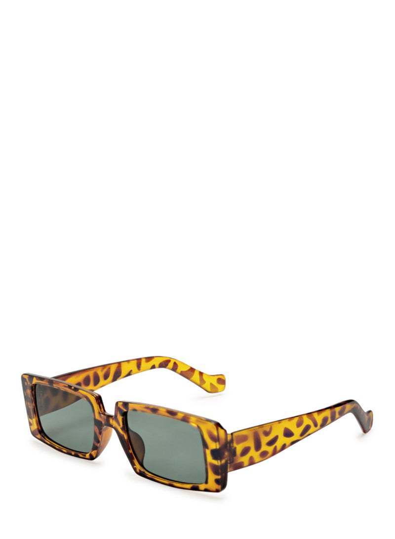 London Rag Rectangle Sunglasses in Leopard Frame In Green - Image 3