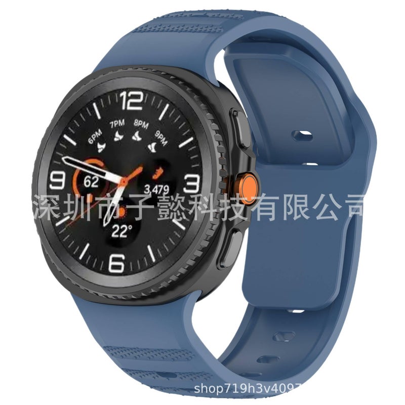 Adjustable Silicone Sport Smartwatch Band Compatible with Samsung Galaxy Watch 8 Classic with Fit Soft Strap and Quick Daily Replacement in Green - Image 4