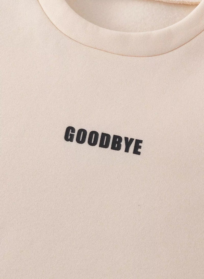 سويت شيرت بكتف منسدل مع أحرف جرافيكية - Image 3