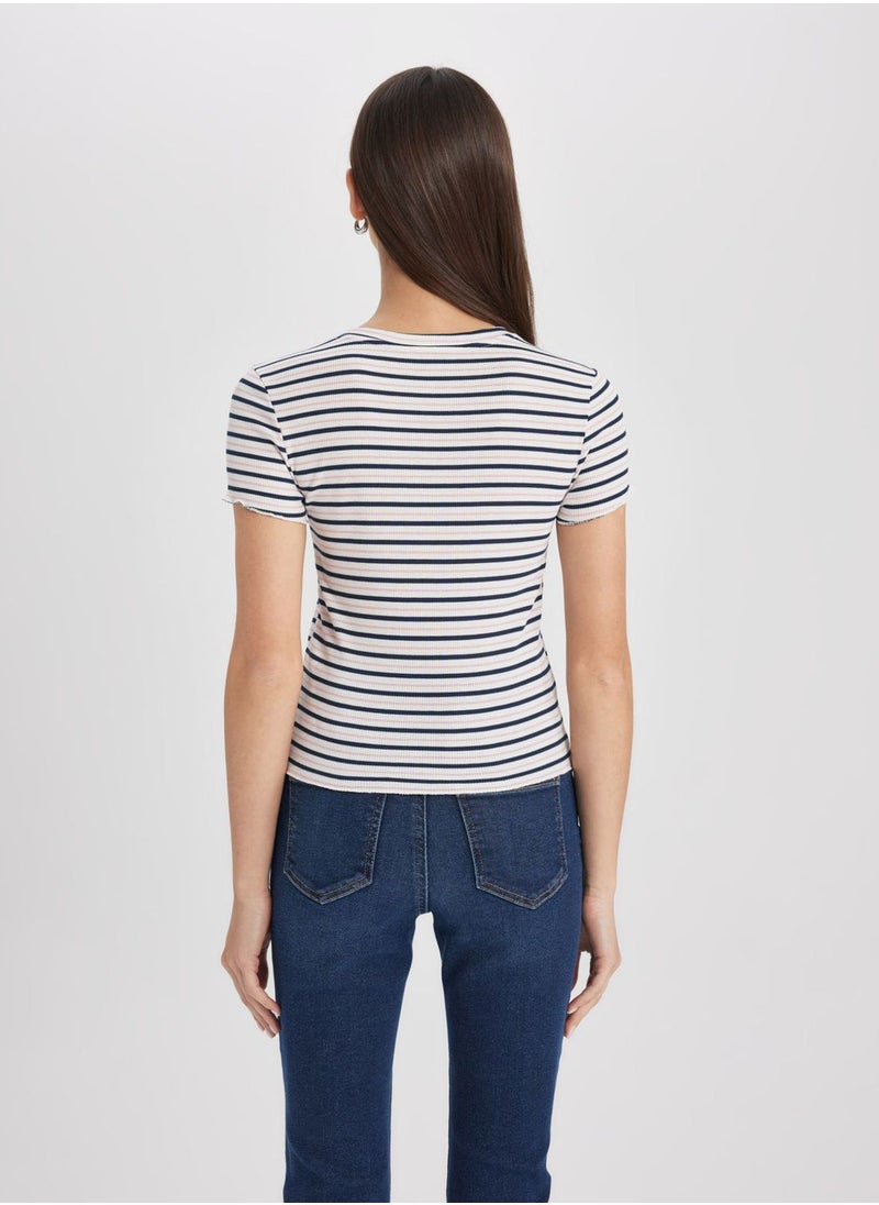 DeFacto - Fitted Crew Neck Striped T-Shirt - Image 1