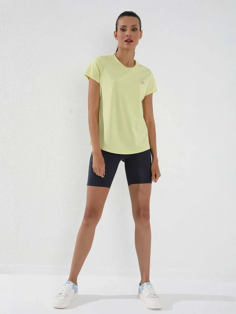تومي لايف TOMMY Women's Solid Short-Sleeve Crew Neck T-Shirt