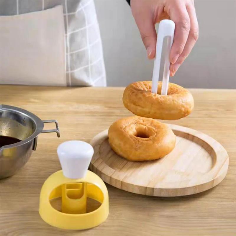 Donut Cutter Set: Food-Grade Plastic Molds - Precision-Cut Shapes For Uniform Bakery-Quality Donuts, Effortless Dough Rolling, Even Cooking For Home Kitchen Baking - Image 3