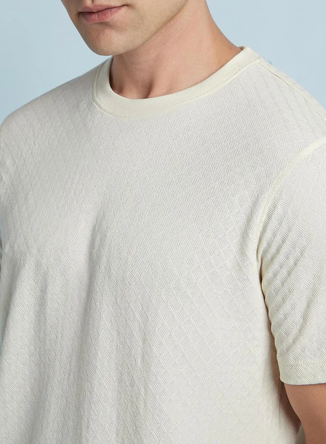 Dennis Lingo Dennis lingo Men Off White Textured Regular Fit T-Shirt