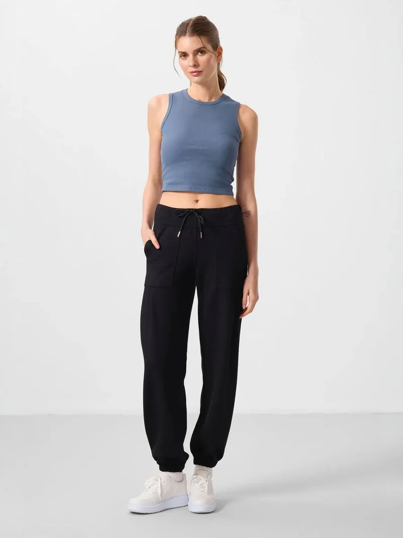 تومي لايف TOMMY Mid Waist Crepe Relaxed Pants with Pocket