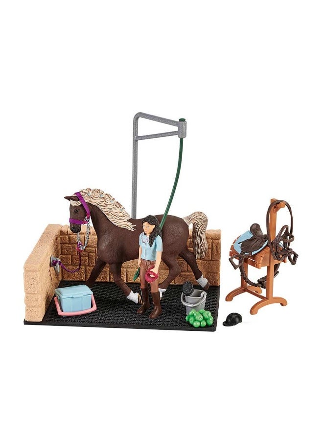 Schleich Schleich Horse Club Washing Area Playset  - Image 2
