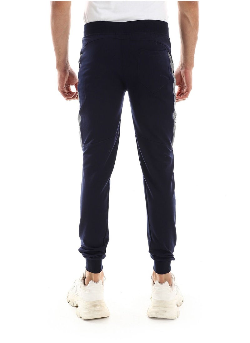 Caesar Detailed Casual Sweatpants With Zipper Pockets And Silver Tape  - Image 4
