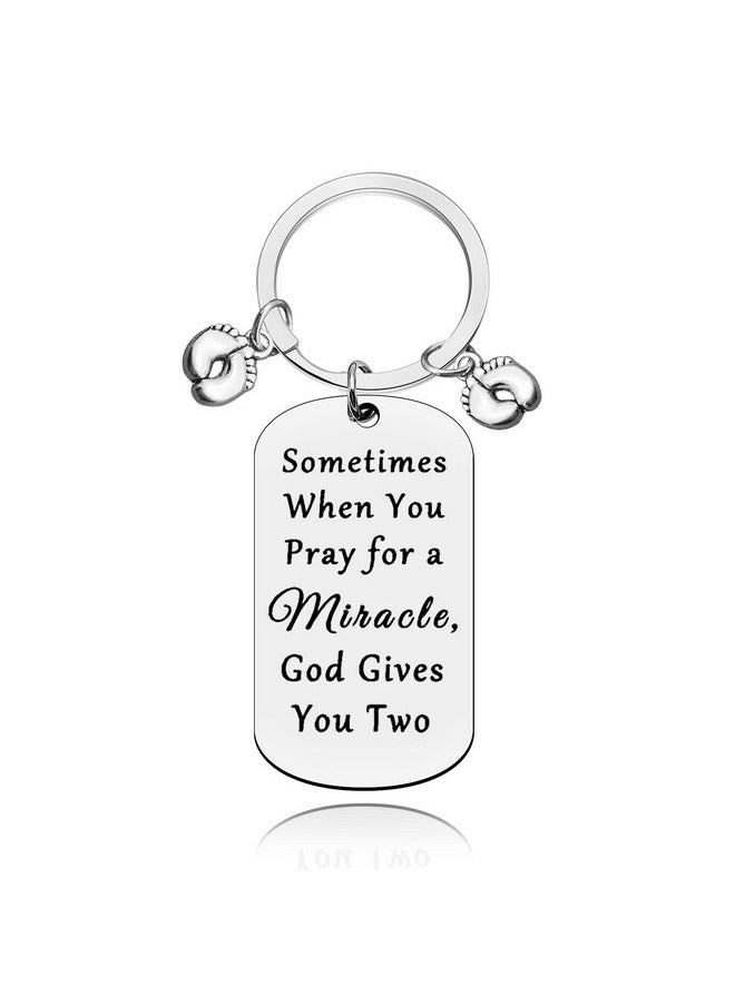 Baipilu - Twin Mom Gifts Keychain New Mom Dad of Twins Gifts Twin Mom Keyring Gifts for Mom Gifts for New Parents of Twins Fathers Day Wedding Baby Shower Pregnancy Announcement Gift for Mom to Be - Image 1