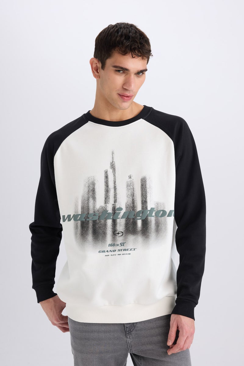 DeFacto Man Oversize Fit Printed Long Sleeve Sweatshirt  - Image 4