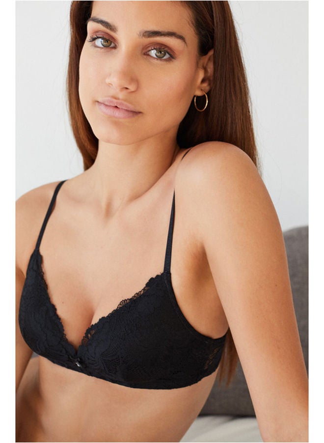 women'secret LOVELY lace triangle bra  - Image 2