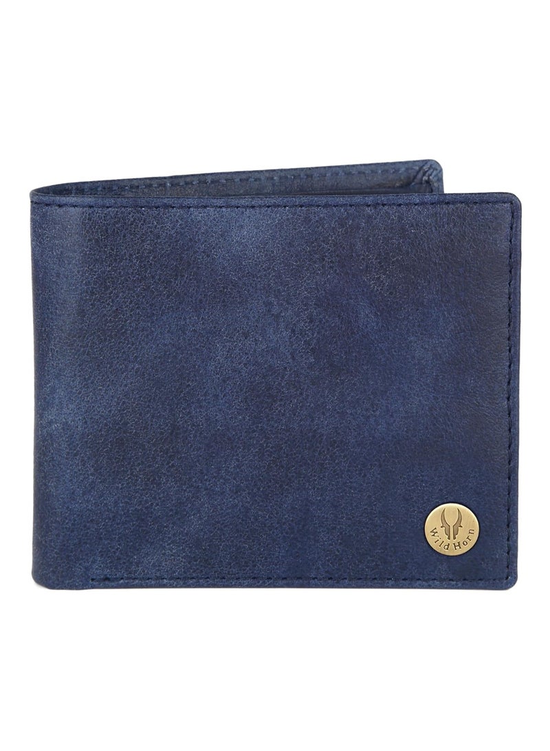 وايلدهورن محفظة جلدية من وايلد هورن للرجال، لون أزرق باهت، محمية بتقنية تحديد الهوية بموجات الراديو - Image 1