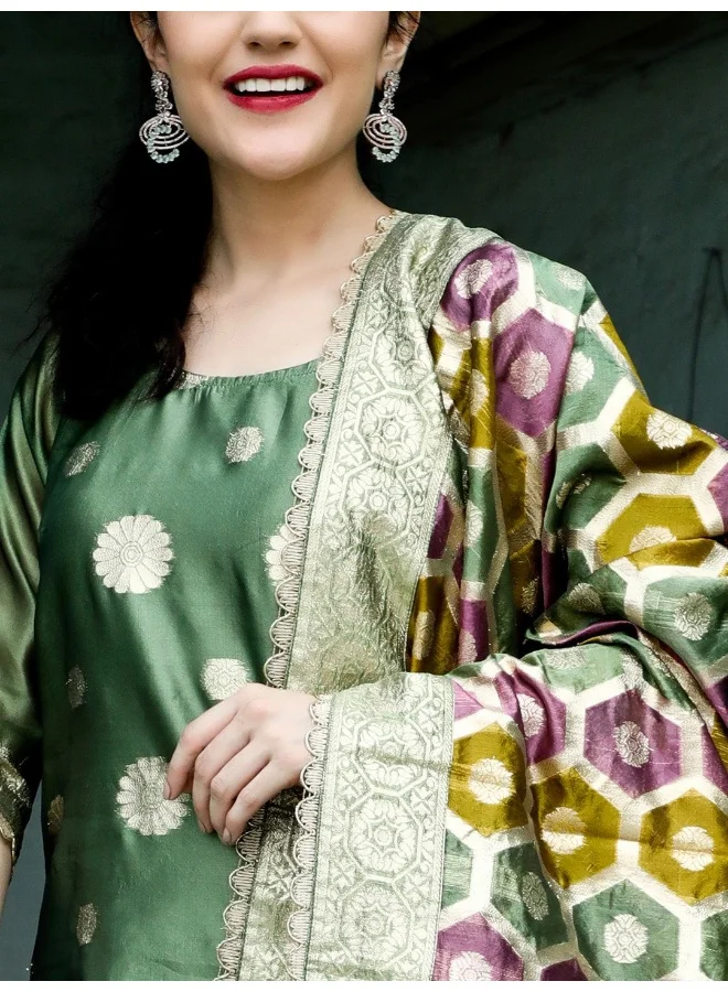 أيه كيه إس AKS CoutureFloral Embroidered Straight Kurta With Palazzos & Dupatta