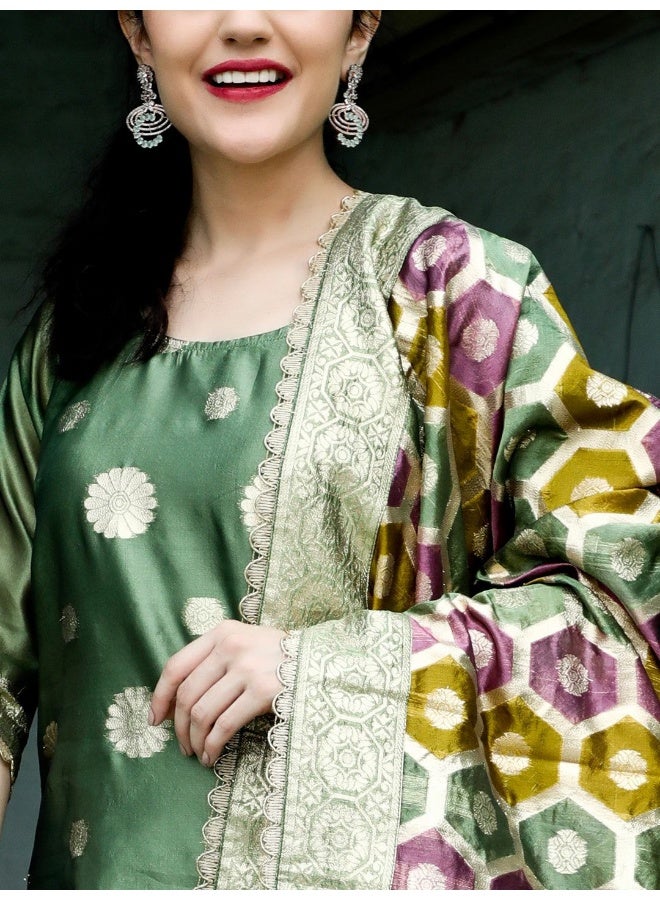 أيه كيه إس أكس كوتور كورتا مطرز بالزهور مع بالازو ودوباتا - Image 2