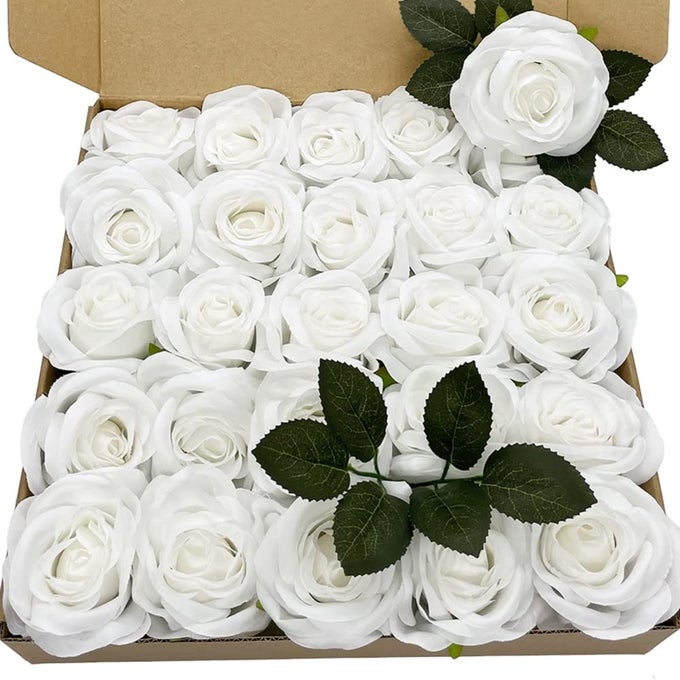 25PCS WHITE FLOWERS SILK ROSE ARTIFICIAL FLOWERS REAL TOUCH FAKE ROSE WSTEM FAUX FLOWERS GIFT BOX FOR WEDDINGS PARTIES FLORAL ARRANGEMENTS ARRANGEMENTS PARTY TABLES DECORATIONS
