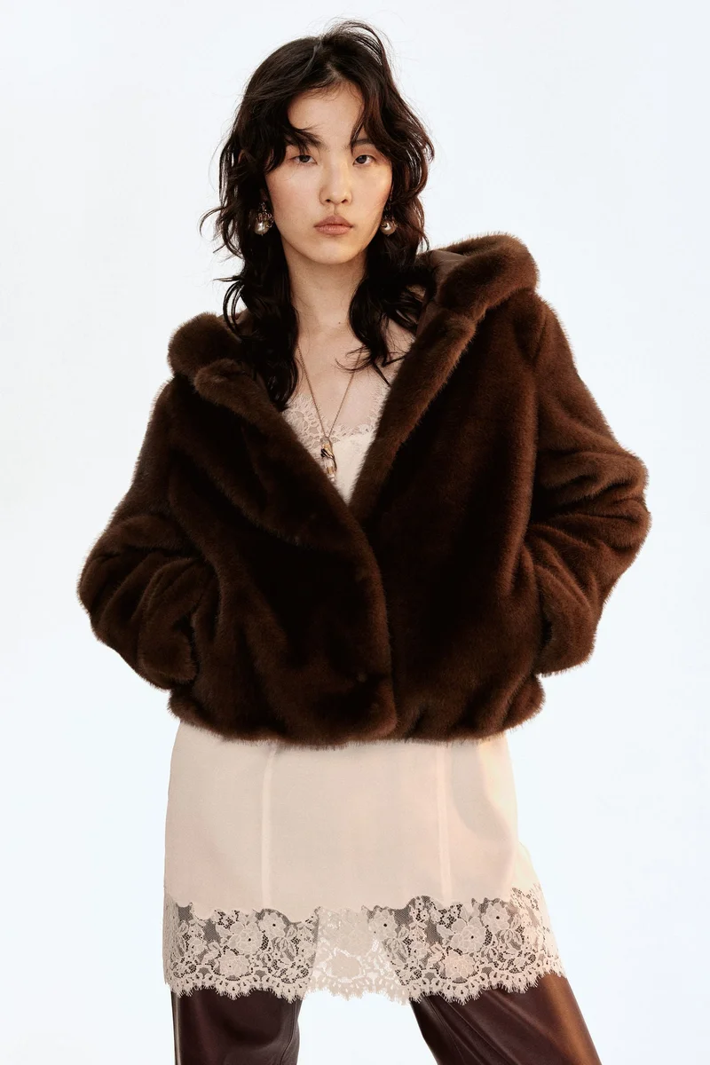 اتش اند ام جاكيت بقبعة