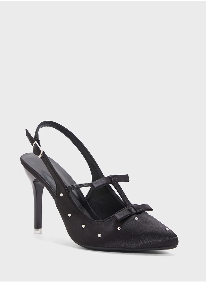 جينجر Studded Bow Pump