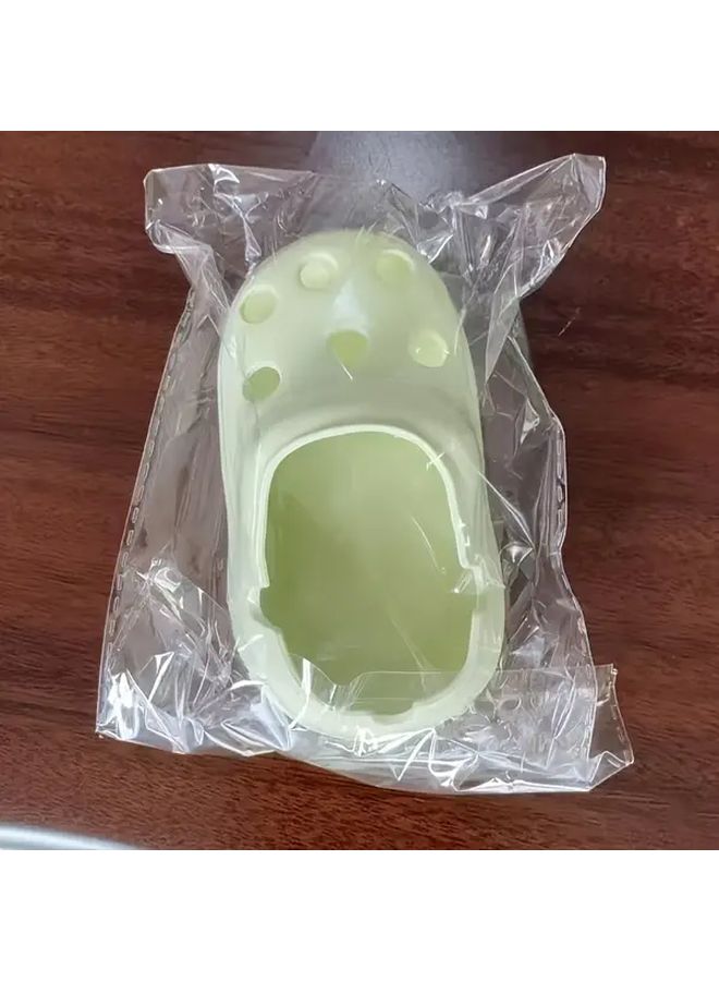 Light Green Crocodile Shaped Ashtray With Lid Durable Plastic Multiple Compartments Easy Clean - Image 1