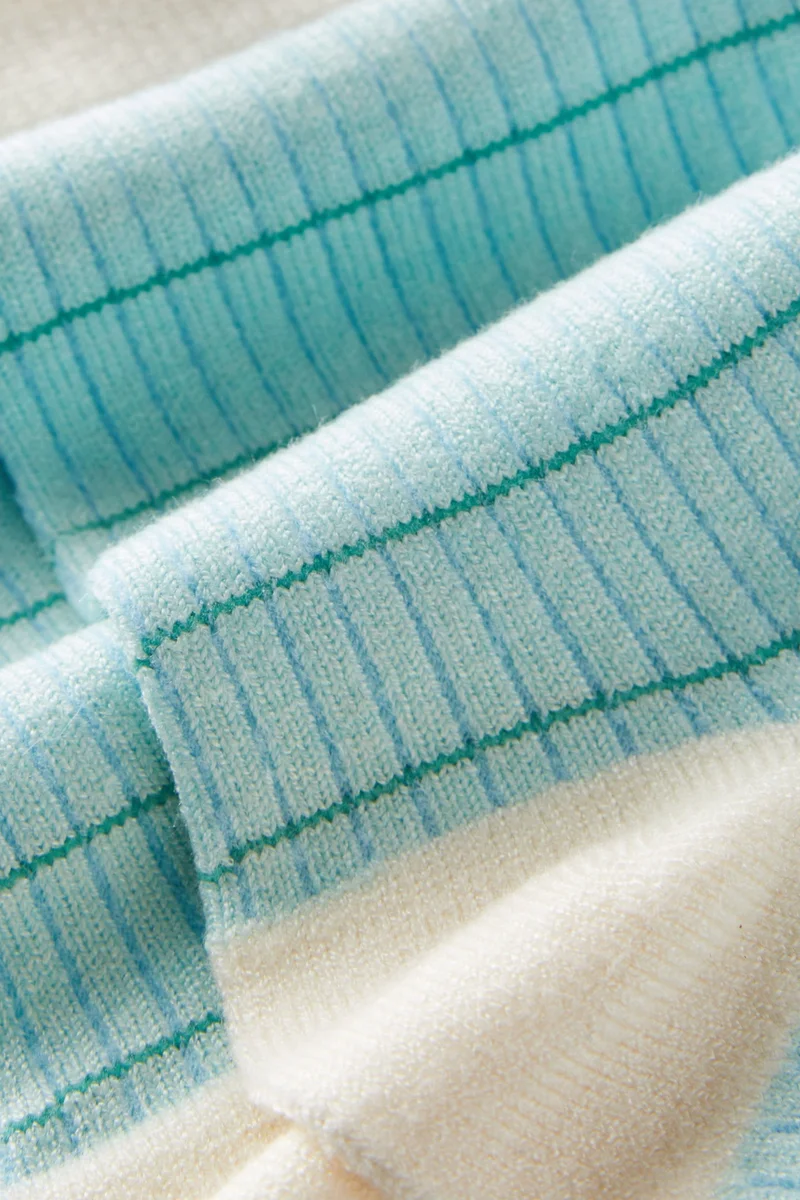 GRID PATTERN CREW SOCK