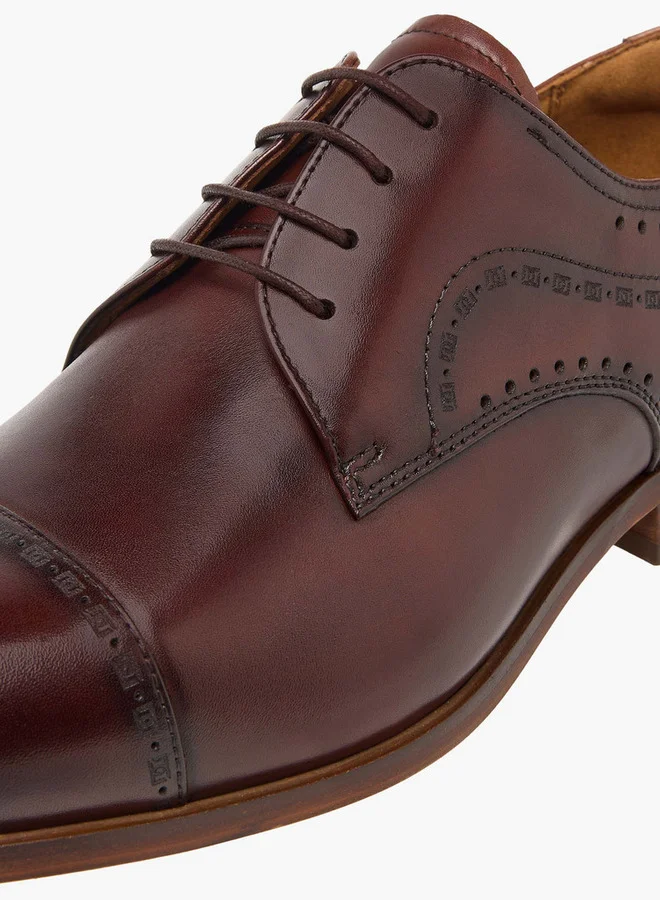 دوتشيني Men's Cutout Detail Derby Shoes with Lace-Up Closure