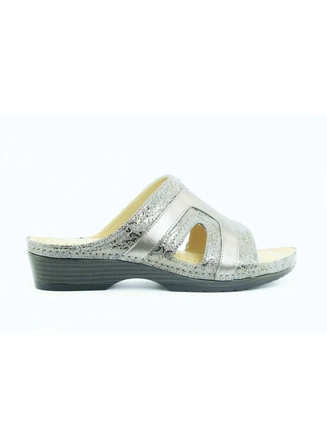 221-3155 Zayna Woman Textured Double Strap Sandals 88998-36 Pewter