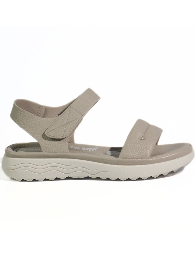 Mon Ami صنادل موني أمي النسائية المسطحة - صنادل صيفية أنيقة مفتوحة الأصابع للنساء، صنادل خفيفة ومريحة للمشي للفتيات والسيدات، قاعدة قدم مبطنة ناعمة للشاطئ والسفر والأزياء اليومية - Image 2