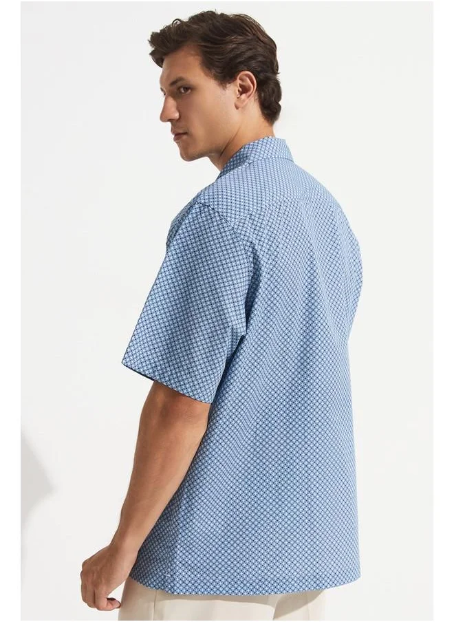 JUNE June Exclusive Men Oversize Short Sleeve Patterned Shirt Turquoise - Blue